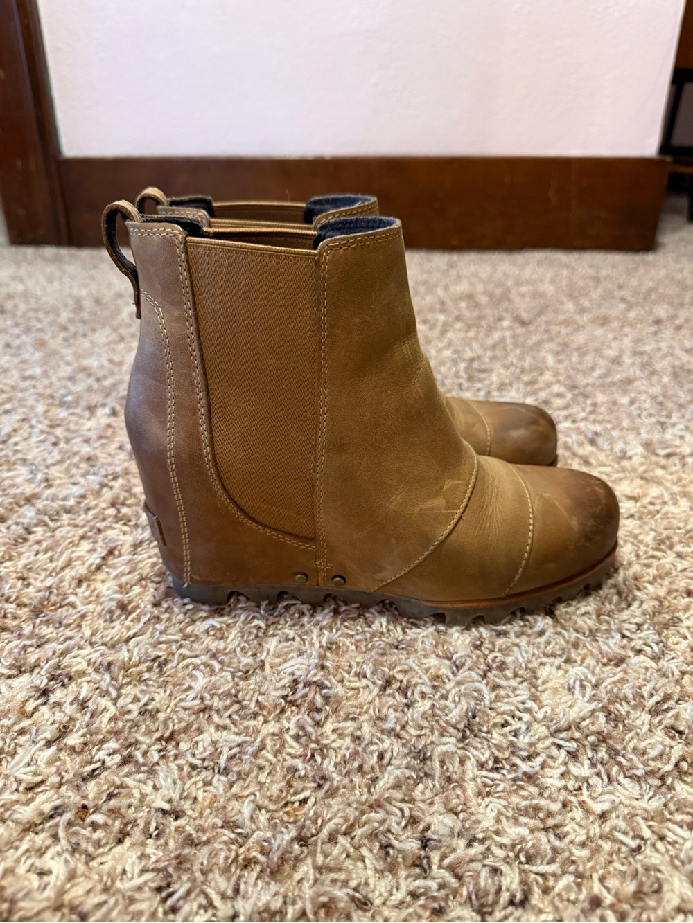 Sorel Brown Chelsea Wedge Ankle Boots